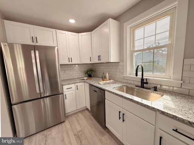 89 RACE ST, Bechtelsville, PA 19505