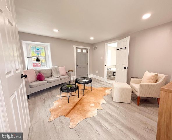 89 RACE ST, Bechtelsville, PA 19505