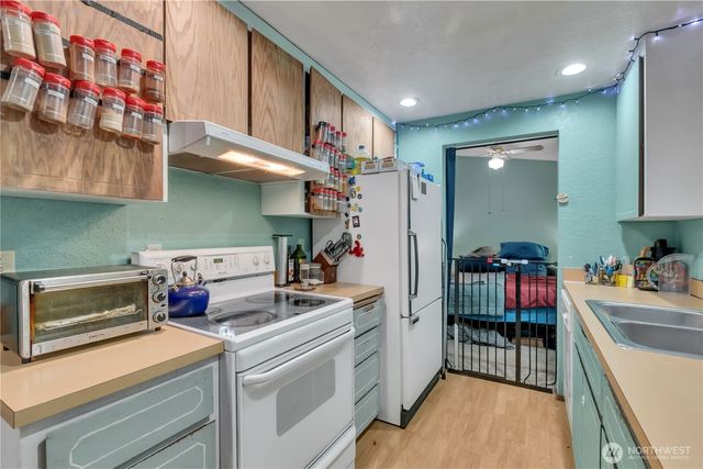 20327 W Richmond Road, Bothell, WA 98021