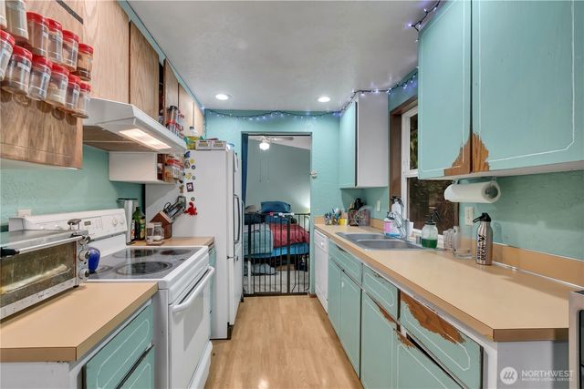 20327 W Richmond Road, Bothell, WA 98021