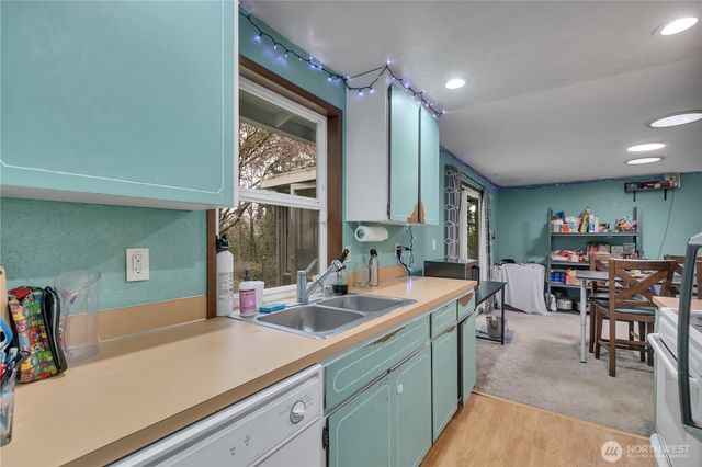 20327 W Richmond Road, Bothell, WA 98021