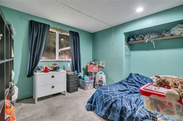 20327 W Richmond Road, Bothell, WA 98021