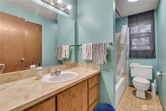 20327 W Richmond Road, Bothell, WA 98021