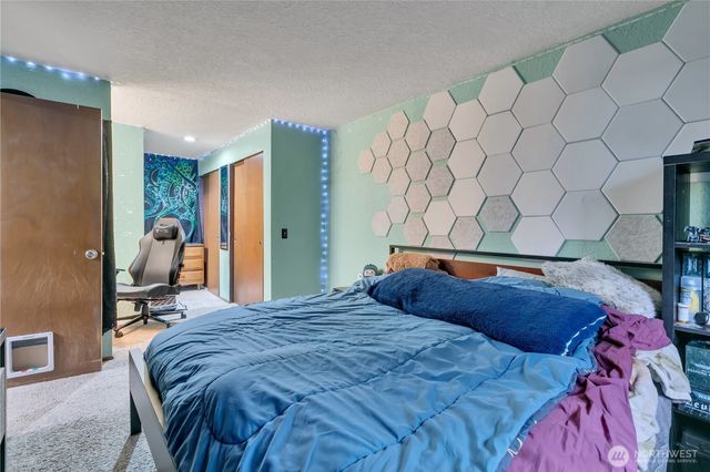 20327 W Richmond Road, Bothell, WA 98021