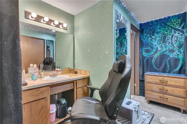 20327 W Richmond Road, Bothell, WA 98021