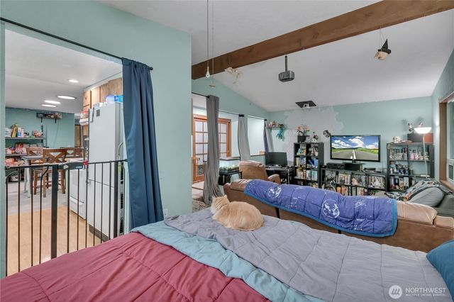 20327 W Richmond Road, Bothell, WA 98021