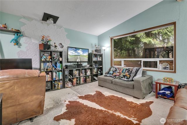 20327 W Richmond Road, Bothell, WA 98021