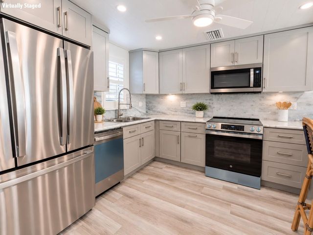 7625 SUN ISLAND DRIVE S 108, South Pasadena, FL 33707
