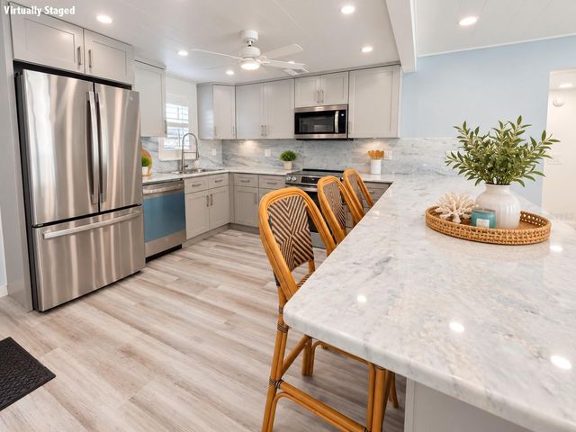 7625 SUN ISLAND DRIVE S 108, South Pasadena, FL 33707