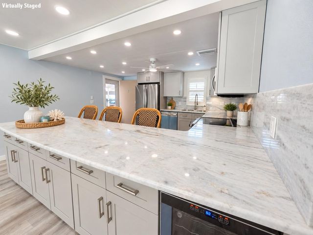 7625 SUN ISLAND DRIVE S 108, South Pasadena, FL 33707