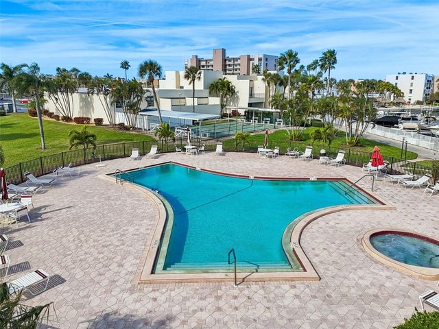 7625 SUN ISLAND DRIVE S 108, South Pasadena, FL 33707