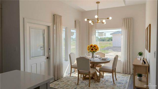 5904 N Gira Del Sol Street, Edinburg, TX 78542