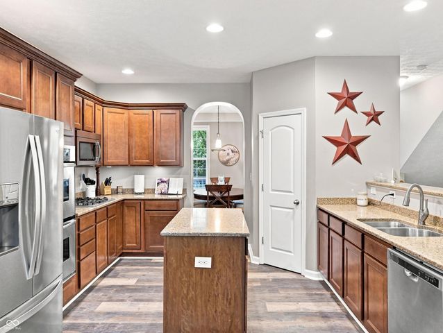 7643 Jessica Lane, Avon, IN 46123