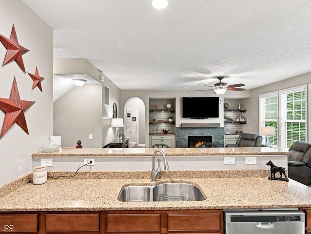 7643 Jessica Lane, Avon, IN 46123