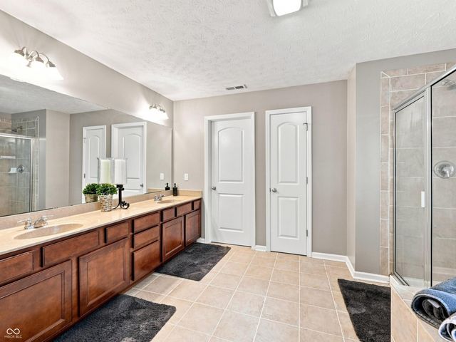 7643 Jessica Lane, Avon, IN 46123