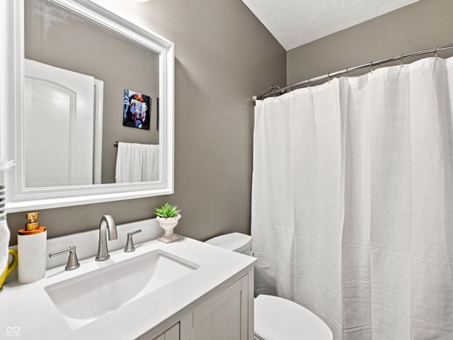 7643 Jessica Lane, Avon, IN 46123