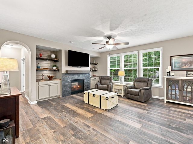 7643 Jessica Lane, Avon, IN 46123