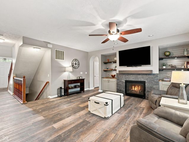 7643 Jessica Lane, Avon, IN 46123
