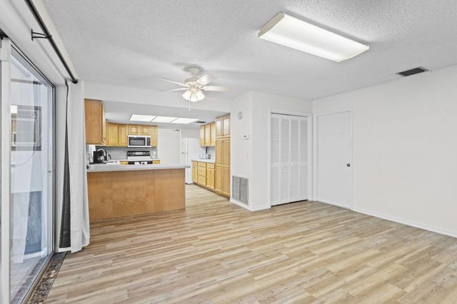 2902 Grove Drive, Fort Pierce, FL 34981