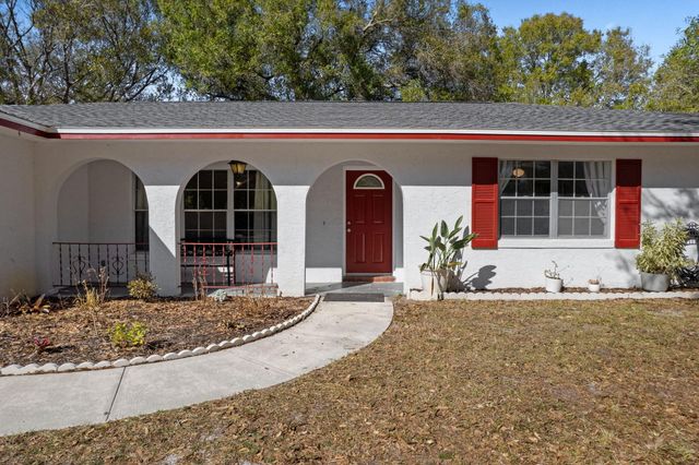 2902 Grove Drive, Fort Pierce, FL 34981