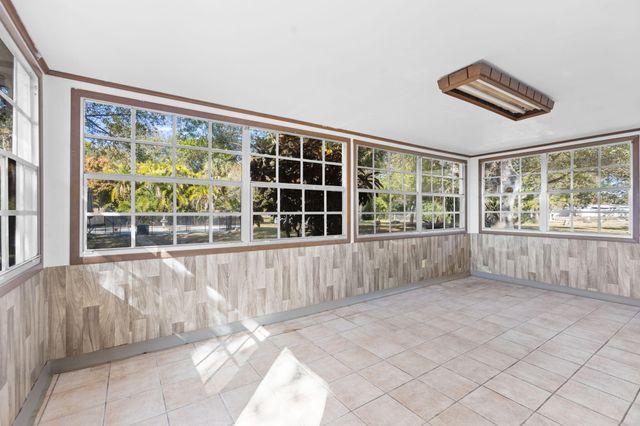 2902 Grove Drive, Fort Pierce, FL 34981