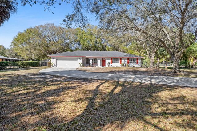 2902 Grove Drive, Fort Pierce, FL 34981