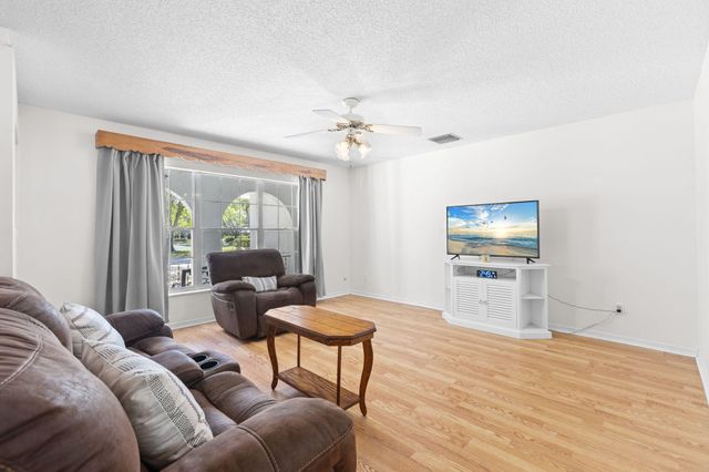 2902 Grove Drive, Fort Pierce, FL 34981