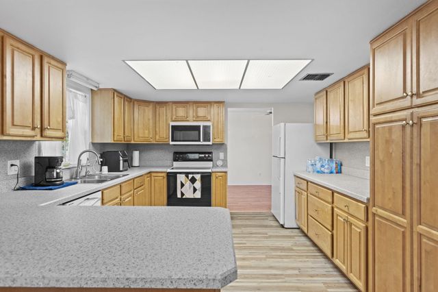 2902 Grove Drive, Fort Pierce, FL 34981