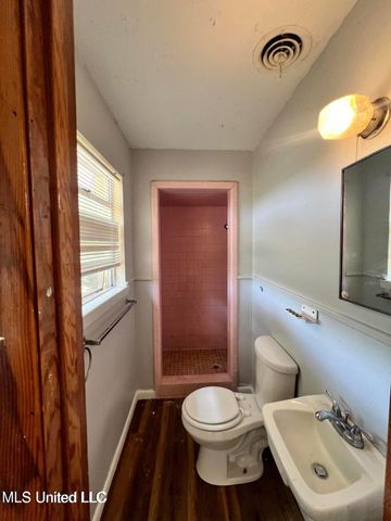 1103 Lewis Avenue, Gulfport, MS 39501