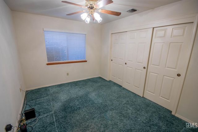 7408 Feather River Drive, Bakersfield, CA 93308