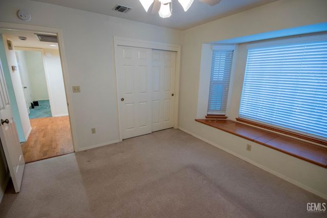 7408 Feather River Drive, Bakersfield, CA 93308