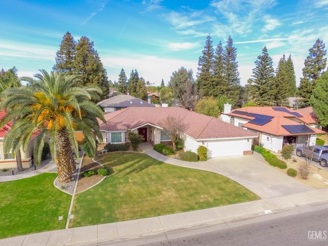 7408 Feather River Drive, Bakersfield, CA 93308