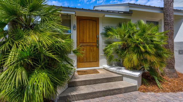 535 Defuniak Street, Santa Rosa Beach, FL 32459