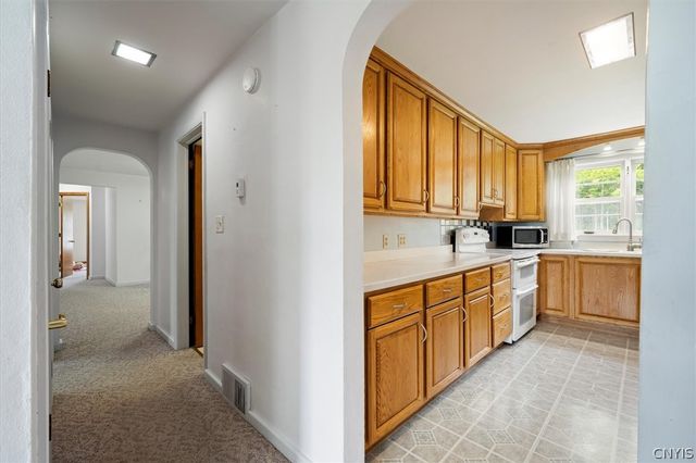 8940 Cazenovia Road, Pompey, NY 13138