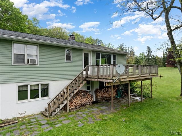 8940 Cazenovia Road, Pompey, NY 13138