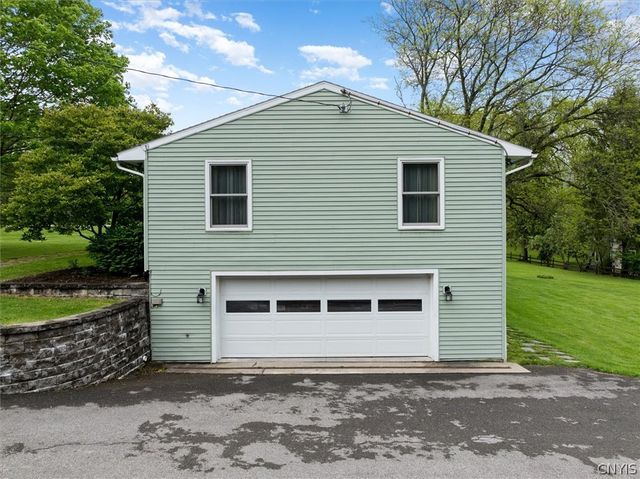 8940 Cazenovia Road, Pompey, NY 13138