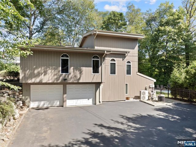 727 Rolling Hill Drive, River Vale, NJ 07675