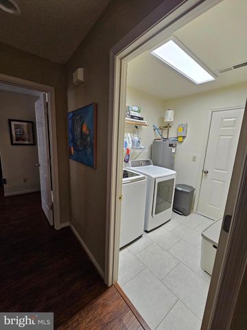 314 FAIRWAY DR, Locust Grove, VA 22508