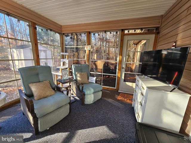 314 FAIRWAY DR, Locust Grove, VA 22508