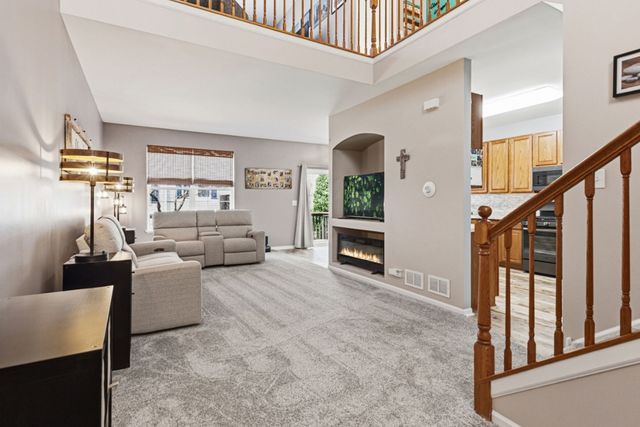 136 Durango Drive, Gilberts, IL 60136