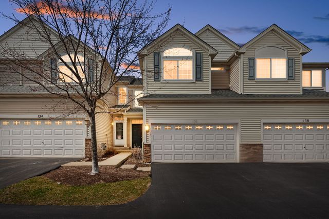 136 Durango Drive, Gilberts, IL 60136