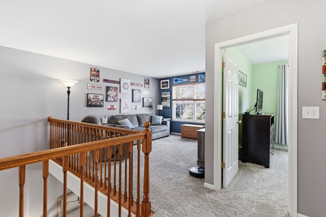 136 Durango Drive, Gilberts, IL 60136