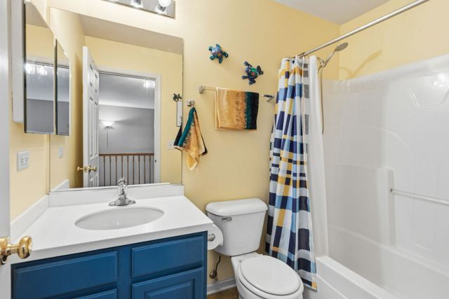 136 Durango Drive, Gilberts, IL 60136