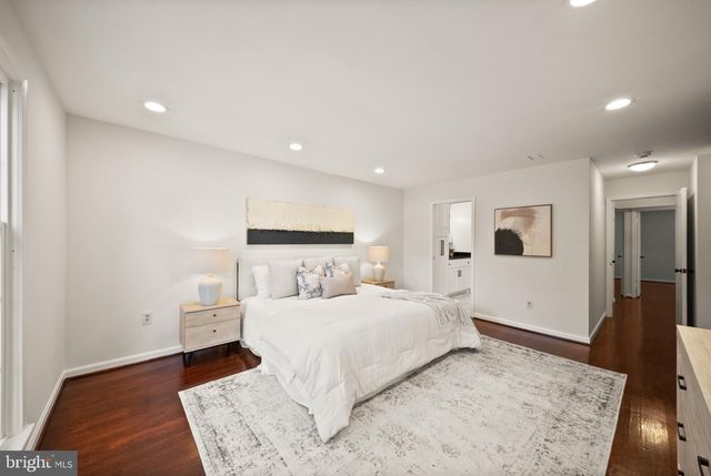 2024 HIGHBORO WAY, Falls Church, VA 22043
