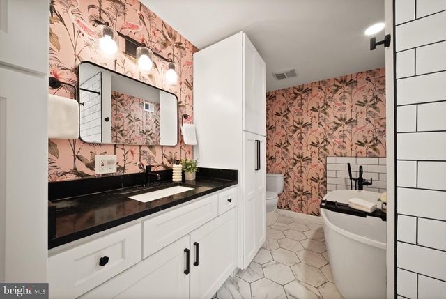 2024 HIGHBORO WAY, Falls Church, VA 22043