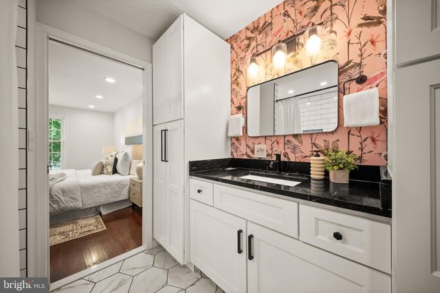 2024 HIGHBORO WAY, Falls Church, VA 22043