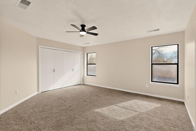 5220 Irving Boulevard NW, Albuquerque, NM 87114