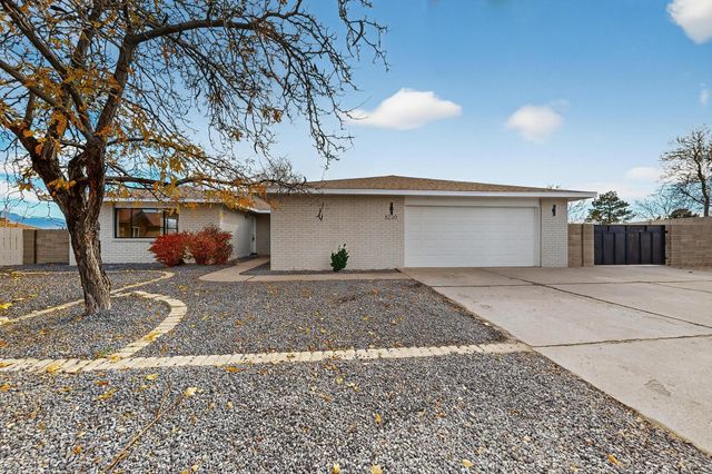 5220 Irving Boulevard NW, Albuquerque, NM 87114