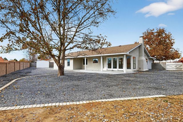 5220 Irving Boulevard NW, Albuquerque, NM 87114