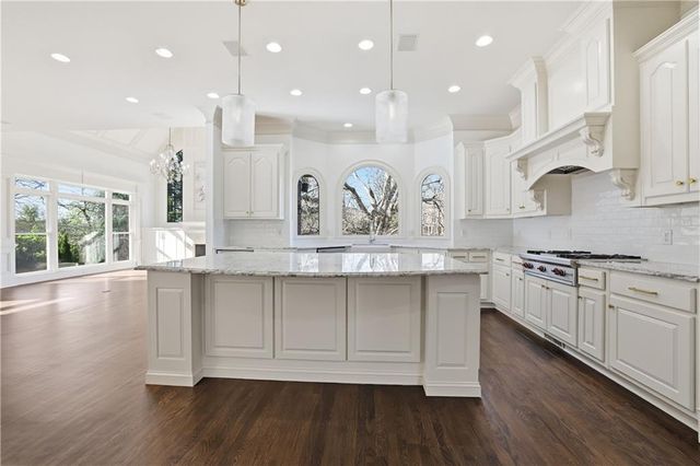 2760 Sugarloaf Club Drive, Duluth, GA 30097